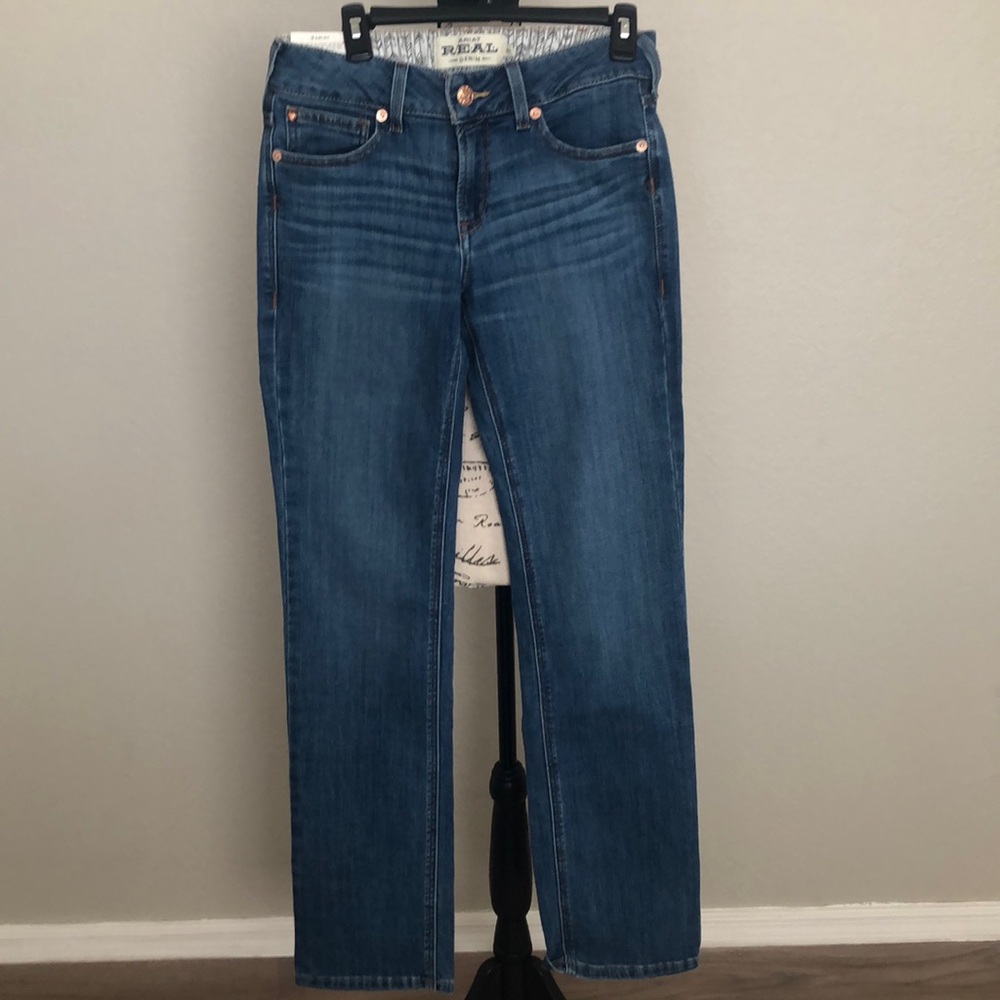 Ariat mid wash straight leg jeans